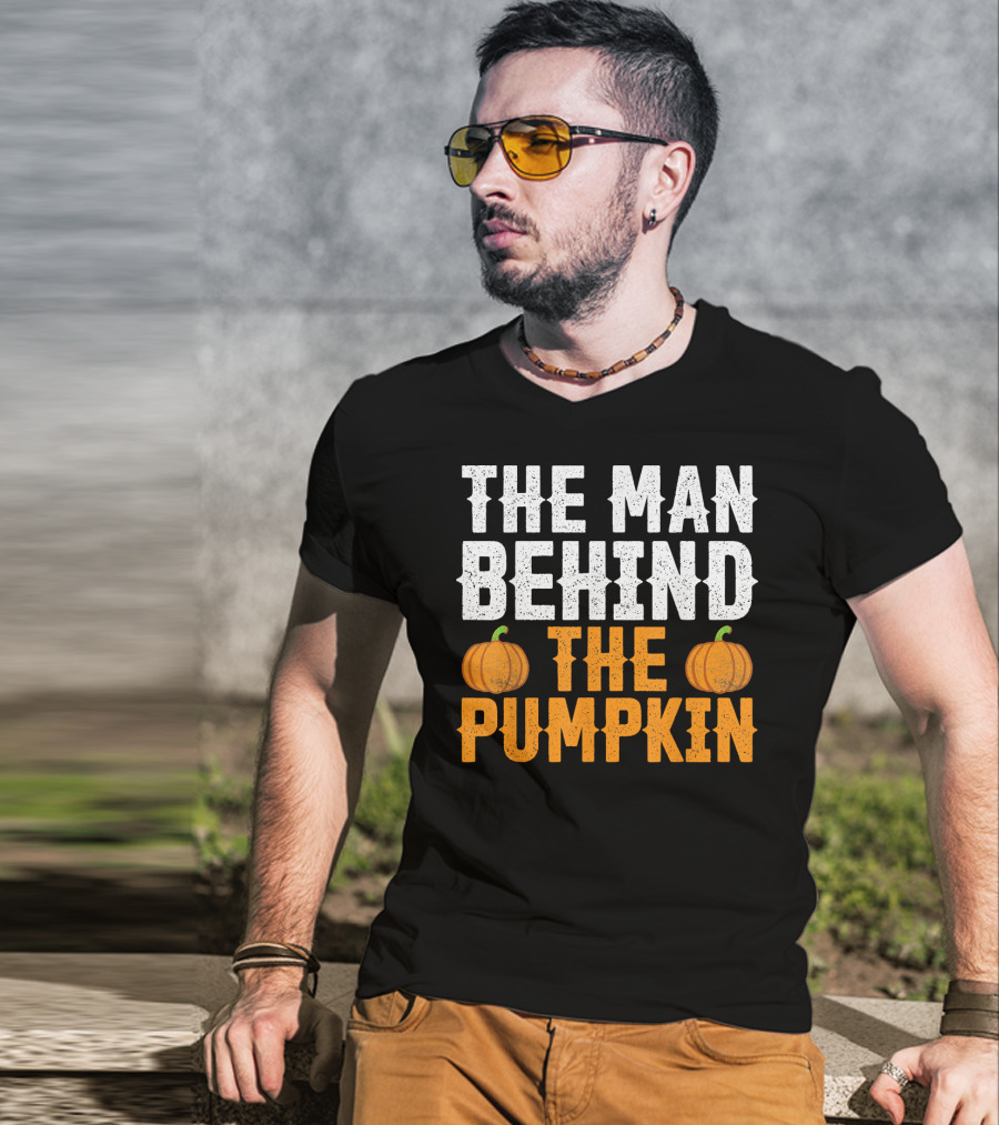 The Man Behind The Pumpkin Men's Funny Halloween Pregnancy Announcement T-Shirt