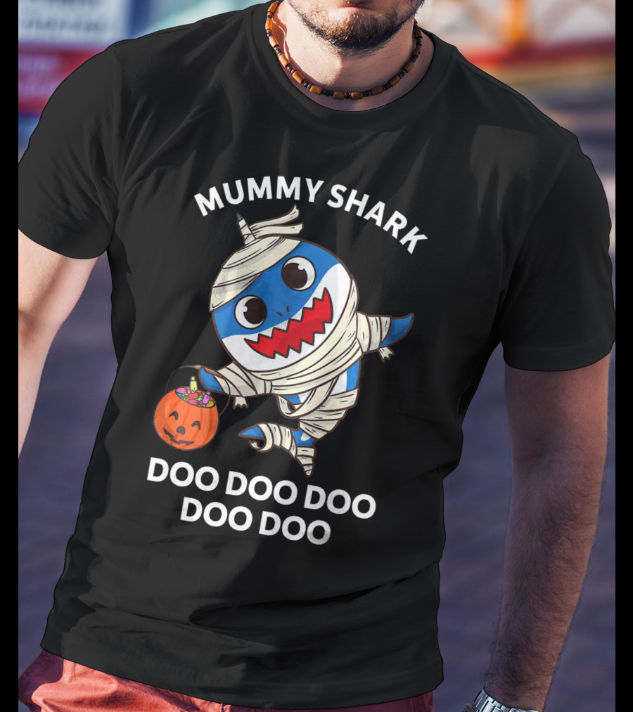 Mummy Shark Doo Doo Doo Doo Halloween Pumpkin T-Shirt