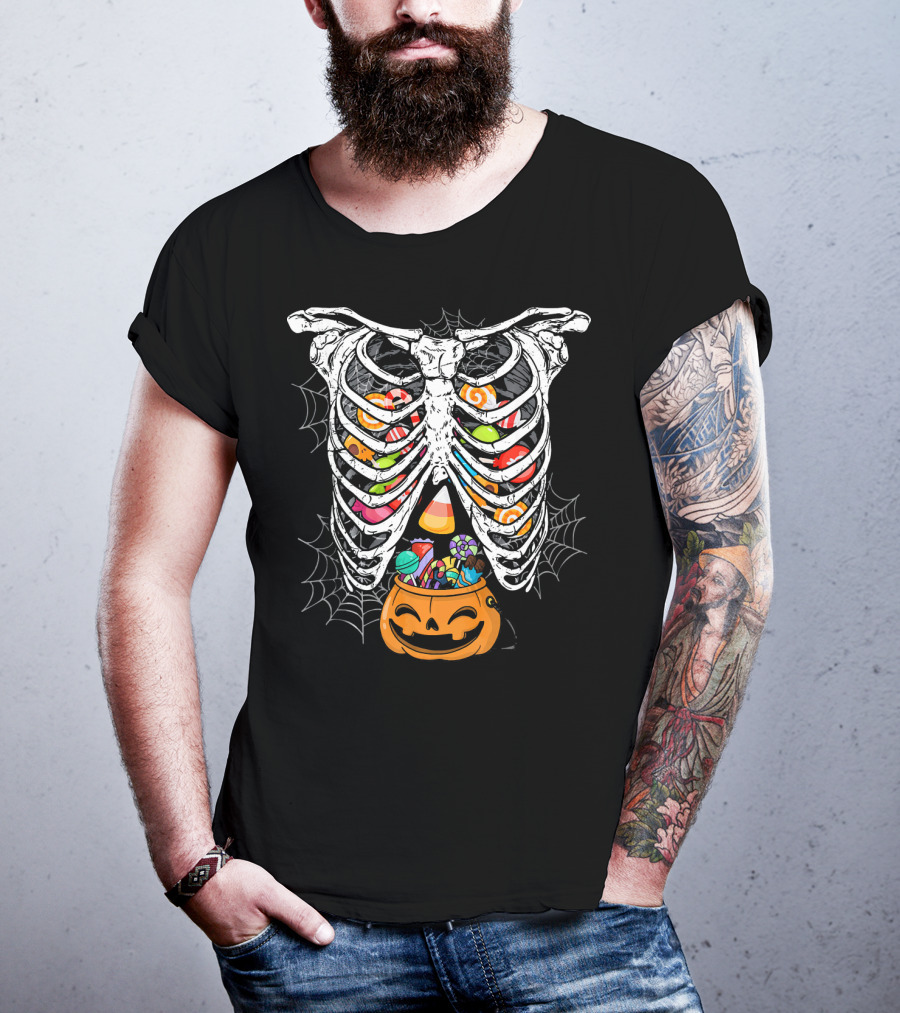 Skeleton Rib Cage X Ray Candy Halloween Pumpkin Fun T-Shirt