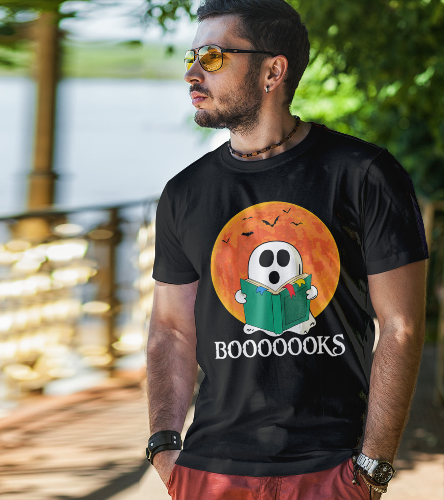 Funny Halloween Booooks Cute Ghost Reading With Full Moon And Bats T-Shirt