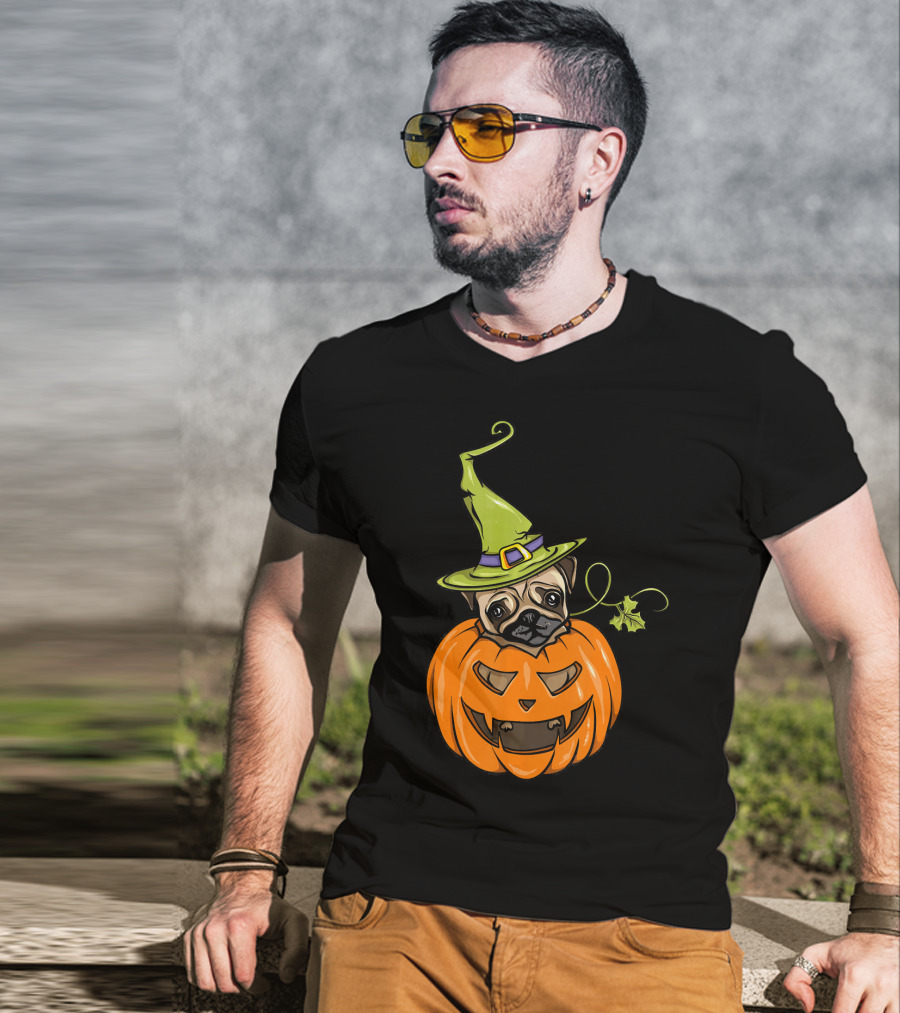 Pumpkin Pug Witch Halloween Costume Women T-Shirt