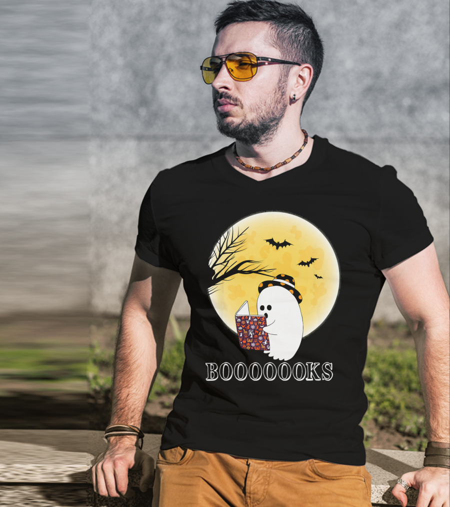 Booooooks Boo Ghost Reading Under The Full Moon Halloween T-Shirt