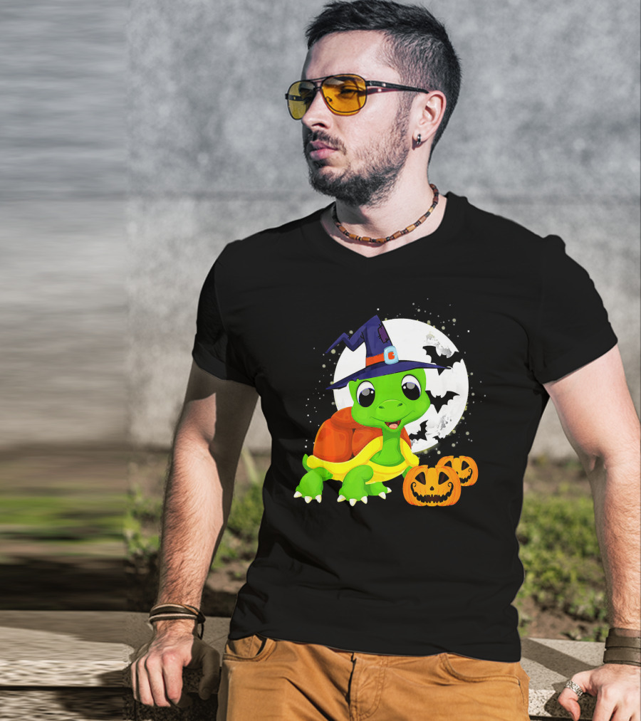 Turtle Witch Halloween Pumpkin Moon And Bats T-Shirt