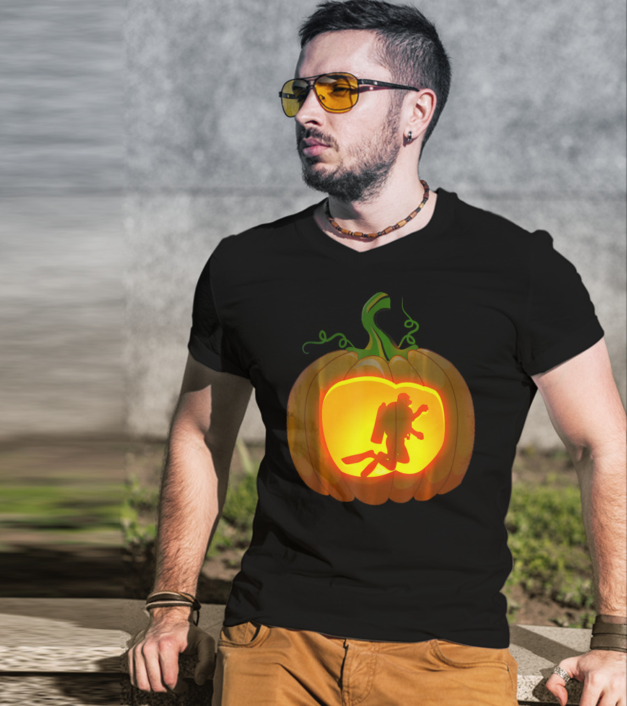 Scuba Diving Pumpkin Carving T-Shirt