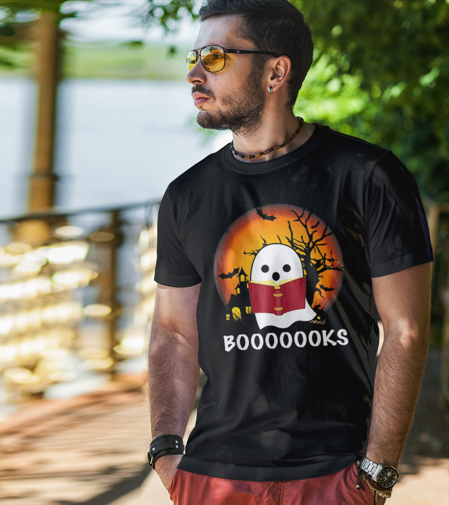 Boo Read Books Halloween Boooooooks Ghost With Red Book And Spooky Bats T-Shirt
