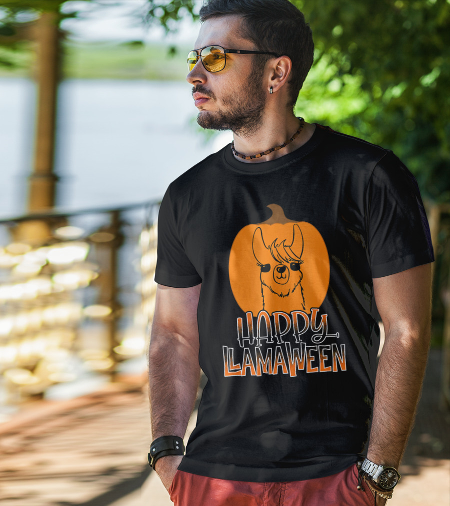 Happy Llamaween Funny Pumpkin Halloween Llama T-Shirt