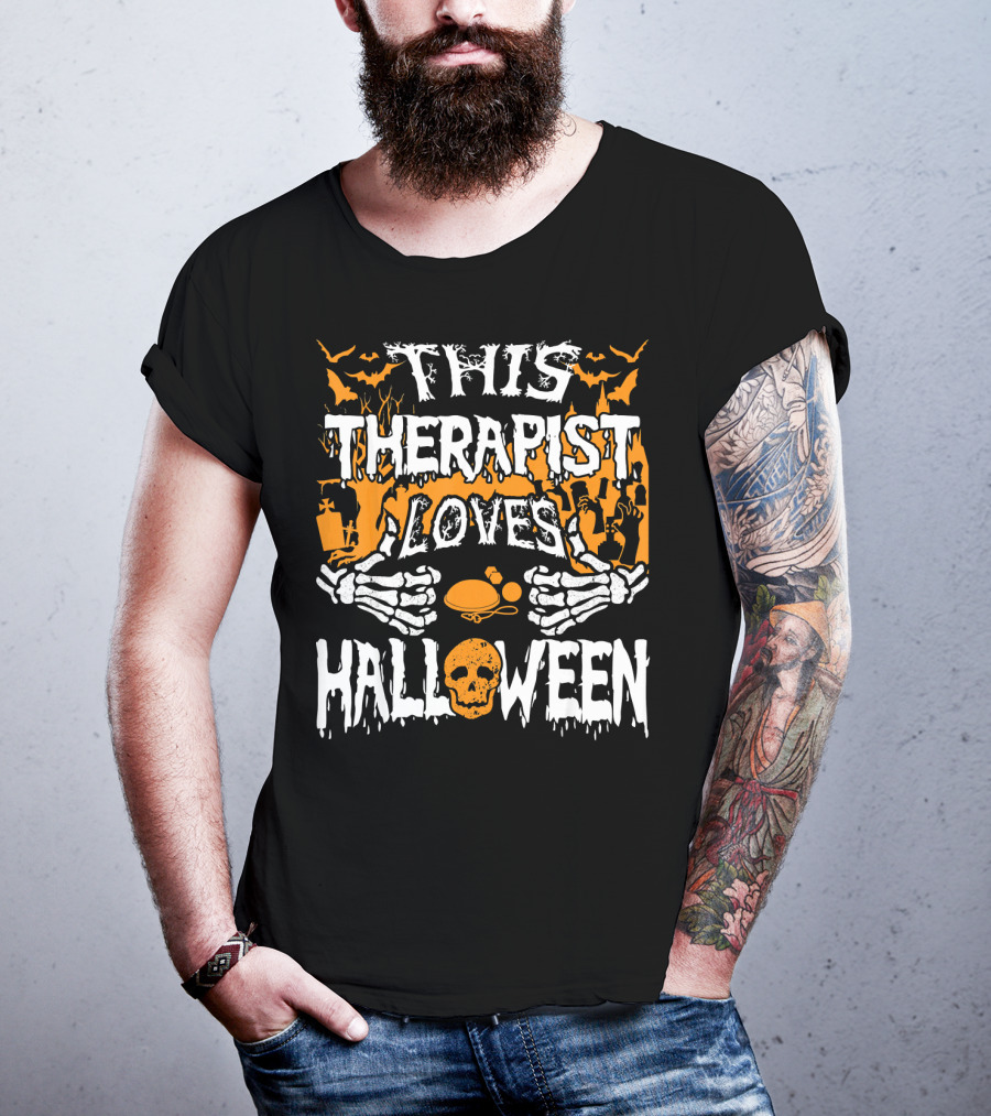 This Therapist Loves Halloween Skeletons Pumpkins Bats Skulls T-Shirt