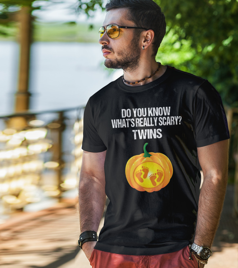 Do You Know What's Really Scary? Twins Pumpkin Belly Pregnancy Announcement T-Shirt