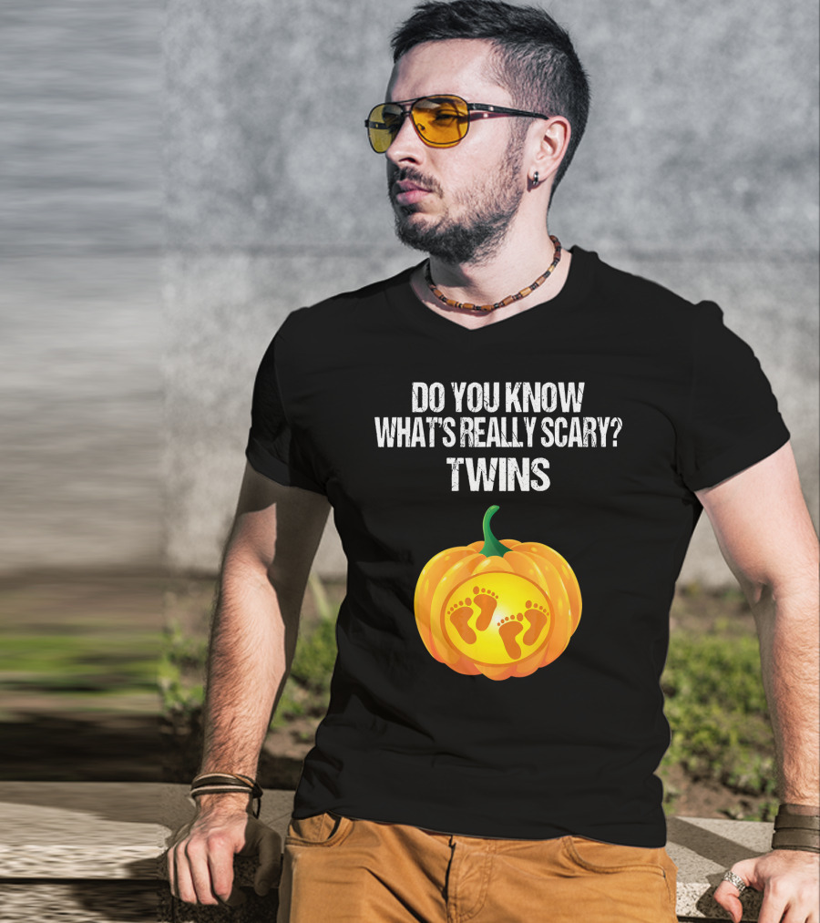 Do You Know What's Really Scary? Twins Pumpkin Belly Pregnancy Announcement T-Shirt