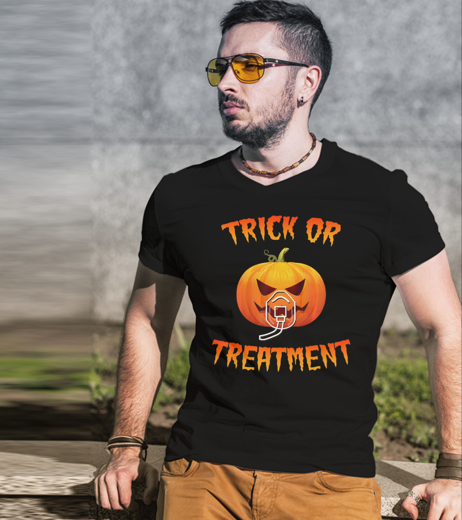 Trick Or Treatment Halloween Respiratory Therapist Pumpkin T-Shirt