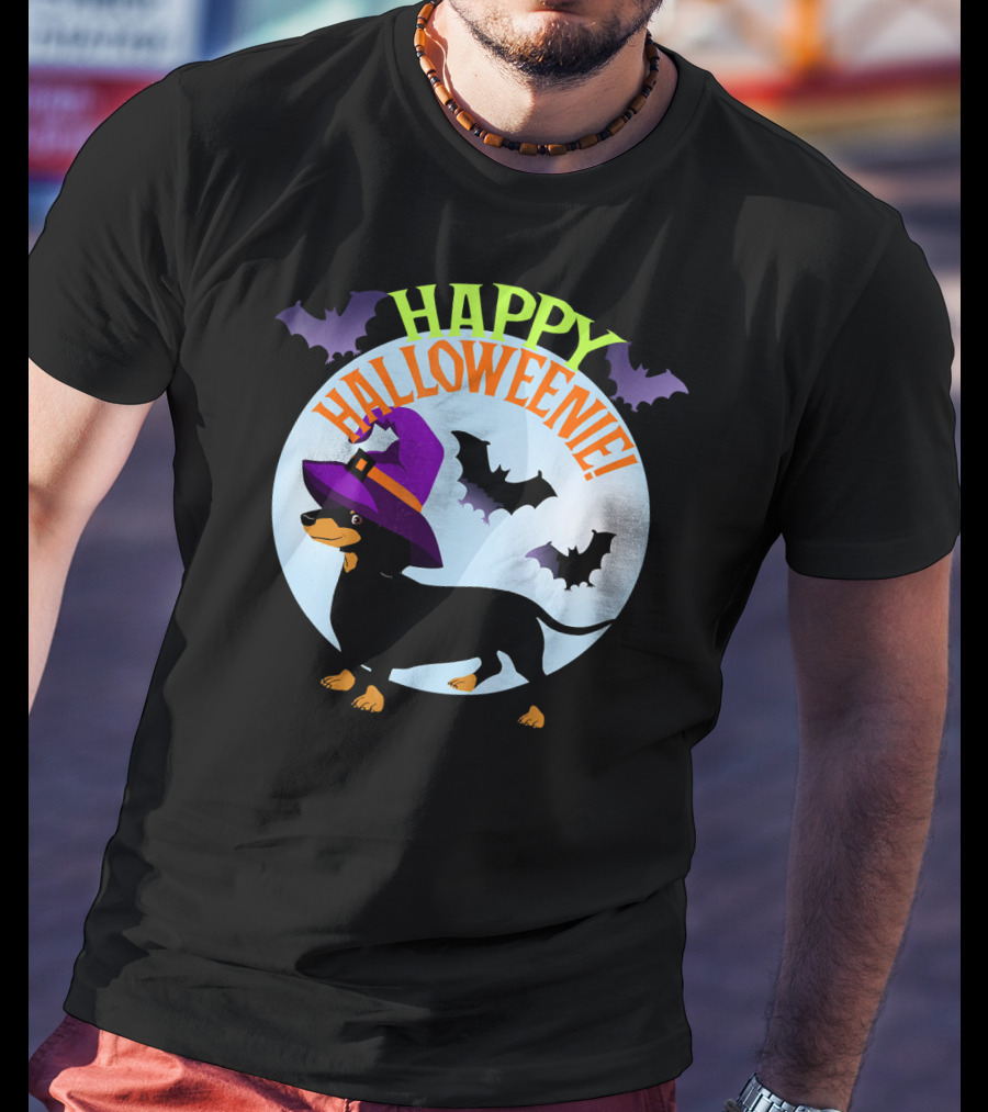 Happy Halloweenie Dachshund Wiener Dog Witch Hat Bats T-Shirt