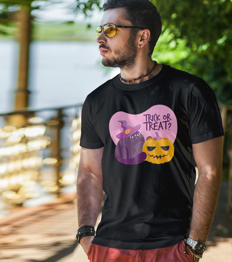 Trick Or Treat Happy Halloween Day Kids Halloween Pump T-Shirt