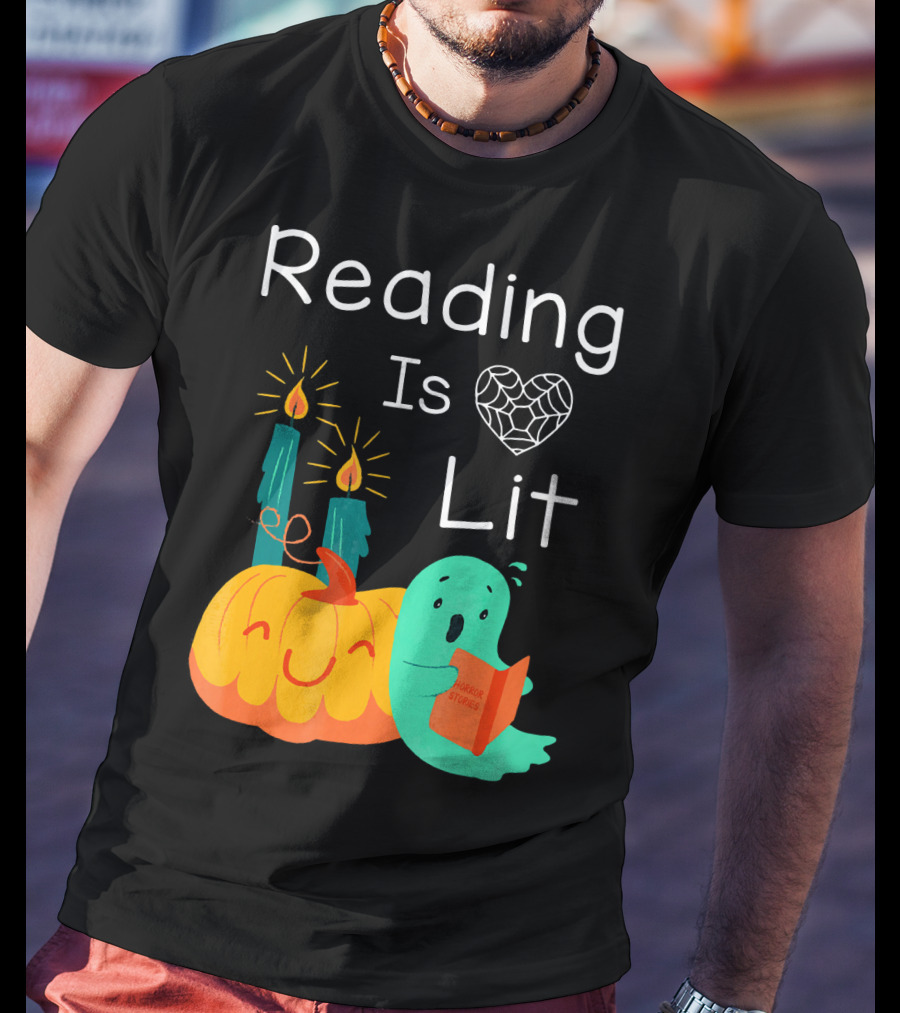 Reading Is Lit Teacher Librarian Halloween Costume Pumpkin Ghost Candles T-Shirt