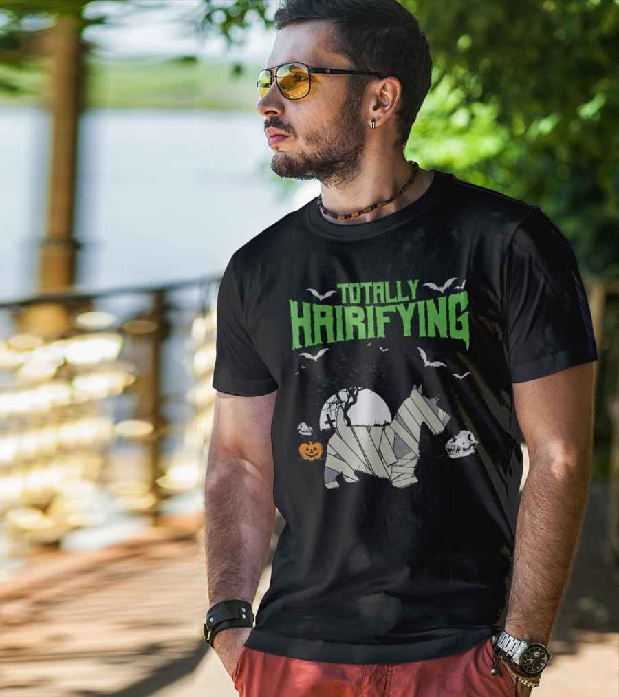 Totally Hairifying Frightening Mummy Sco Halloween Scene T-Shirt