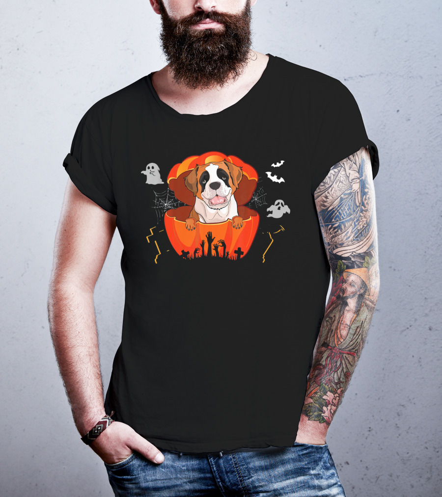 St Bernard Dog In Pumpkin With Ghosts And Bats For Halloween T-Shirt