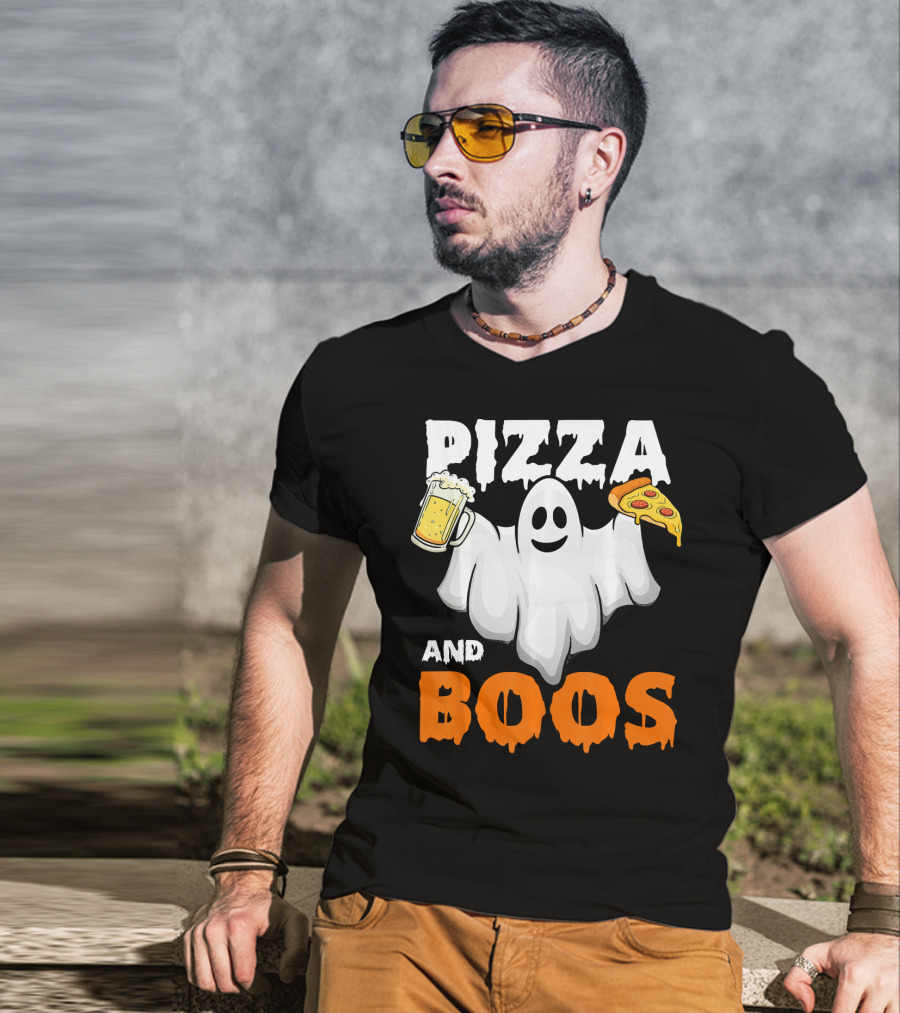 Pizza And Boos Ghost Holding Beer And Pizza Slice Halloween Funny Ghost Drinking Beer T-Shirt