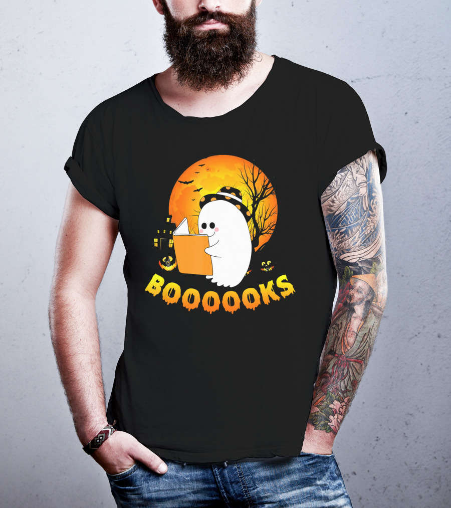 Booooooks Cute Ghost Reading Halloween Book Full Moon Scene T-Shirt