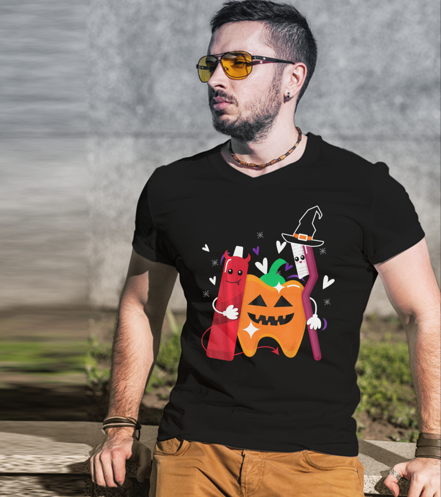Happy Halloween Costume Toothbrush Tooth With Pumpkin And Toothpaste Characters T-Shirt