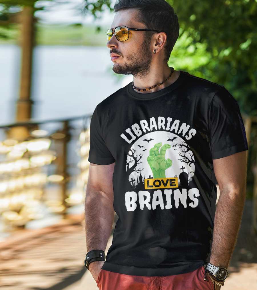 Librarians Love Brains Halloween Zombie Graveyard Scene T-Shirt