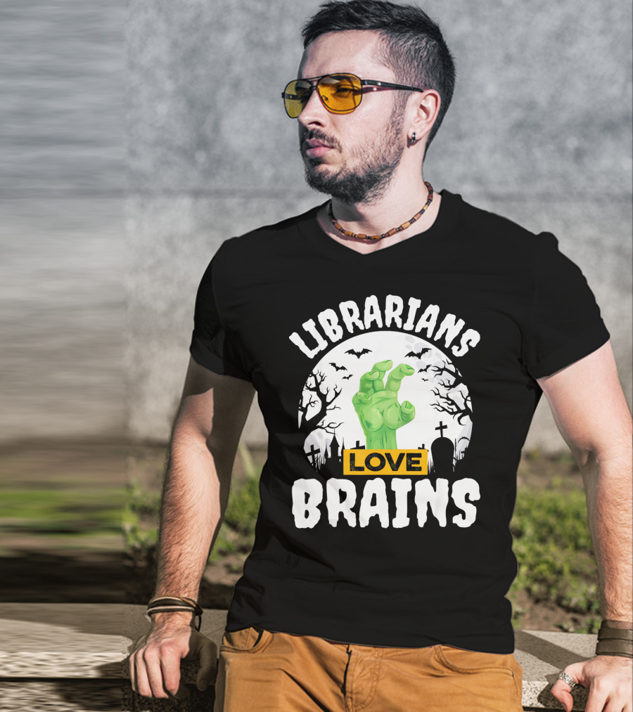 Librarians Love Brains Halloween Zombie Graveyard Scene T-Shirt