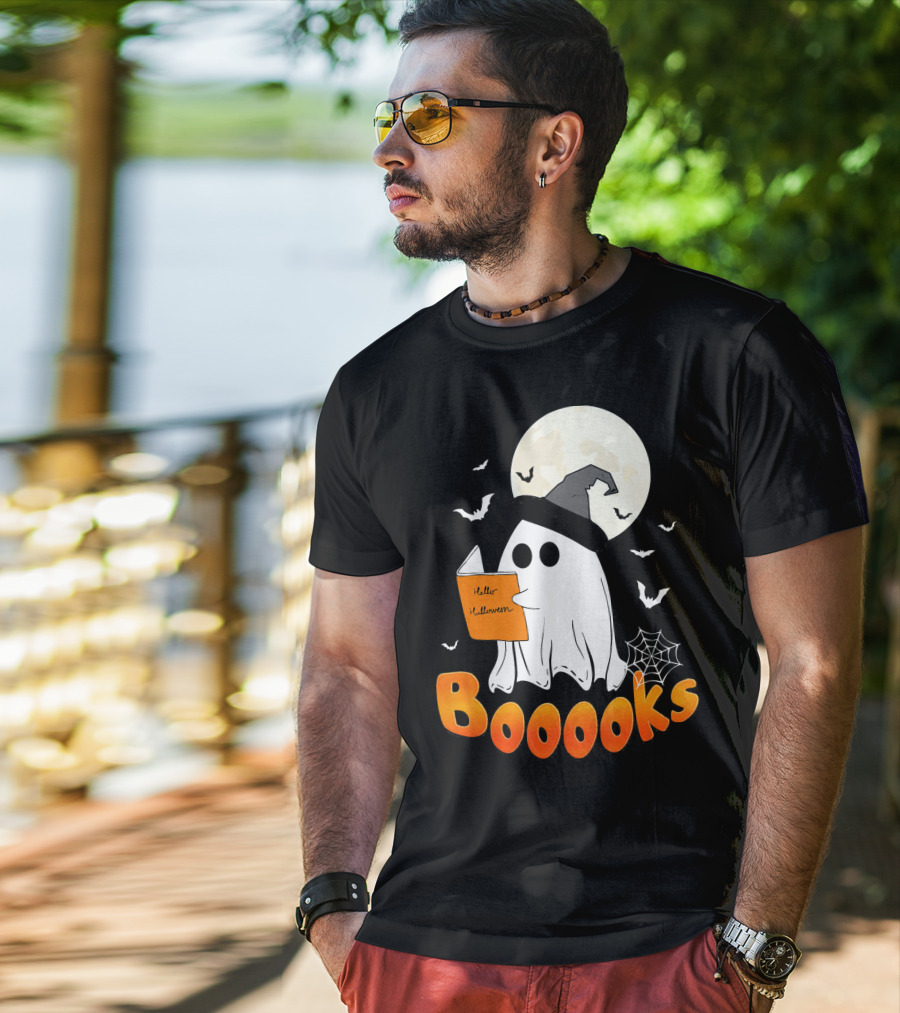 Boooks Ghost Reading Halloween Bats Moon Hat T-Shirt