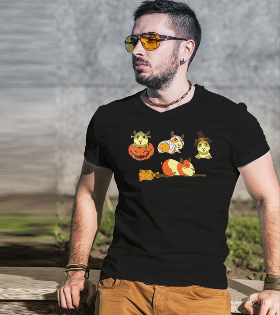 Funny Halloween Guinea Pigs With Witch And Pumpkin Costumes T-Shirt