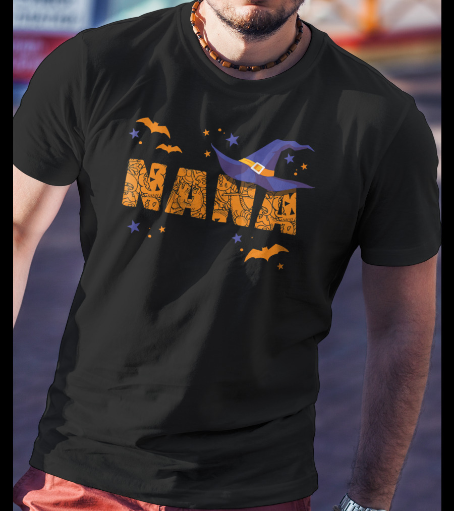Halloween Nana Witch Hat Bats Stars T-Shirt