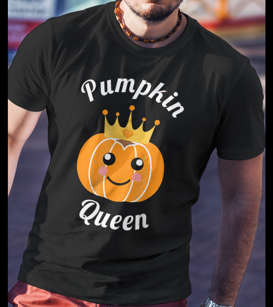 Pumpkin Queen Cute Pumpkin With Crown And Smile T-Shirt