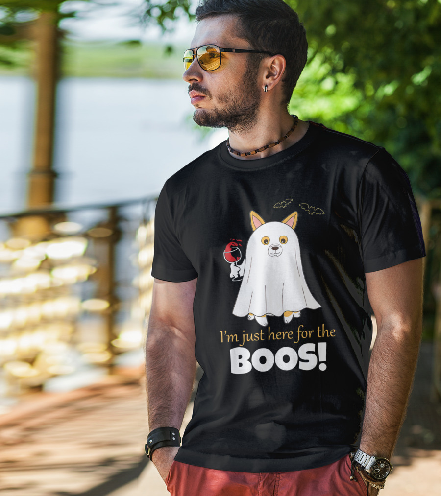 I'm Just Here For The Boos Corgi With Wine And Bat Decorations T-Shirt