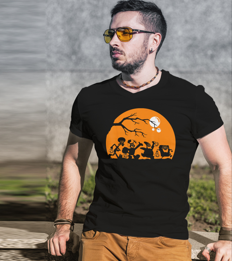 Spongebob Squarepants Halloween Group Silhouette Against Orange Moon T-Shirt