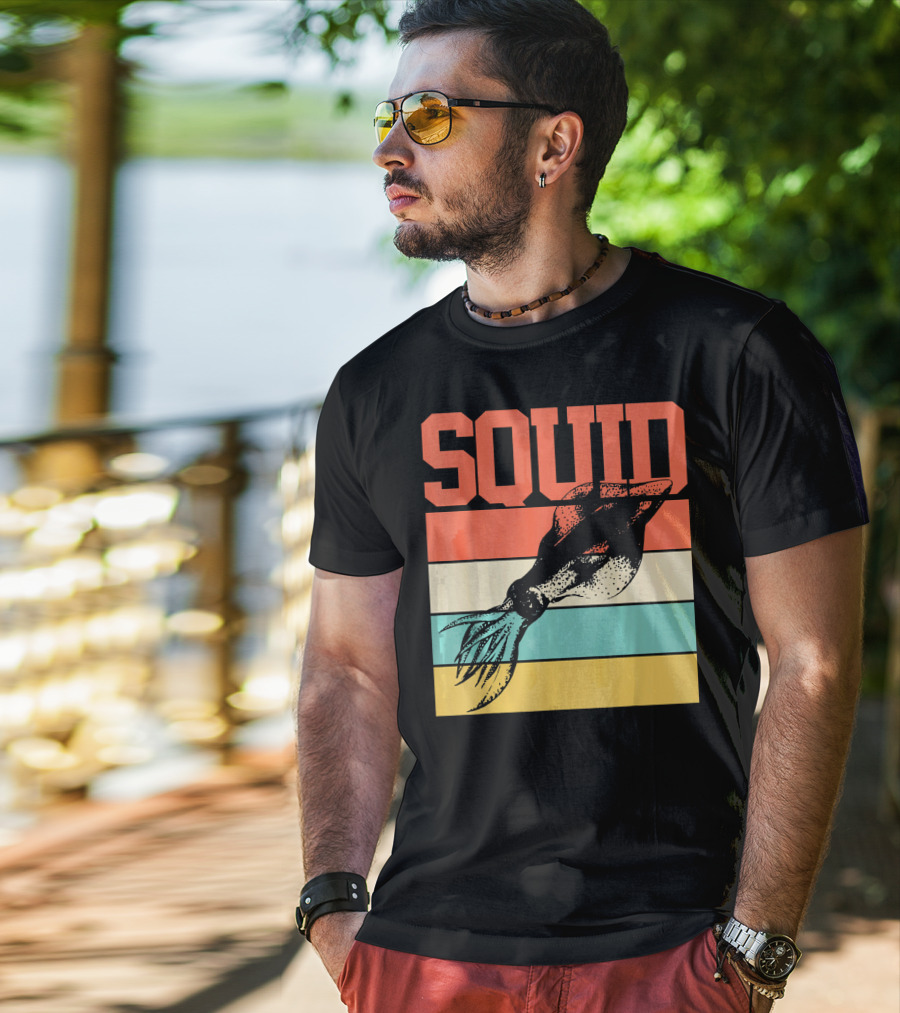 Squid Retro Marine Biologist Vintage Stripes T-Shirt