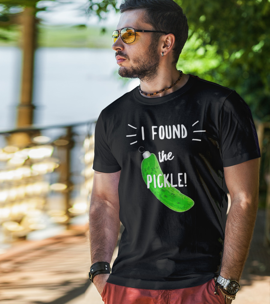 I Found The Pickle German Christmas T-Shirt