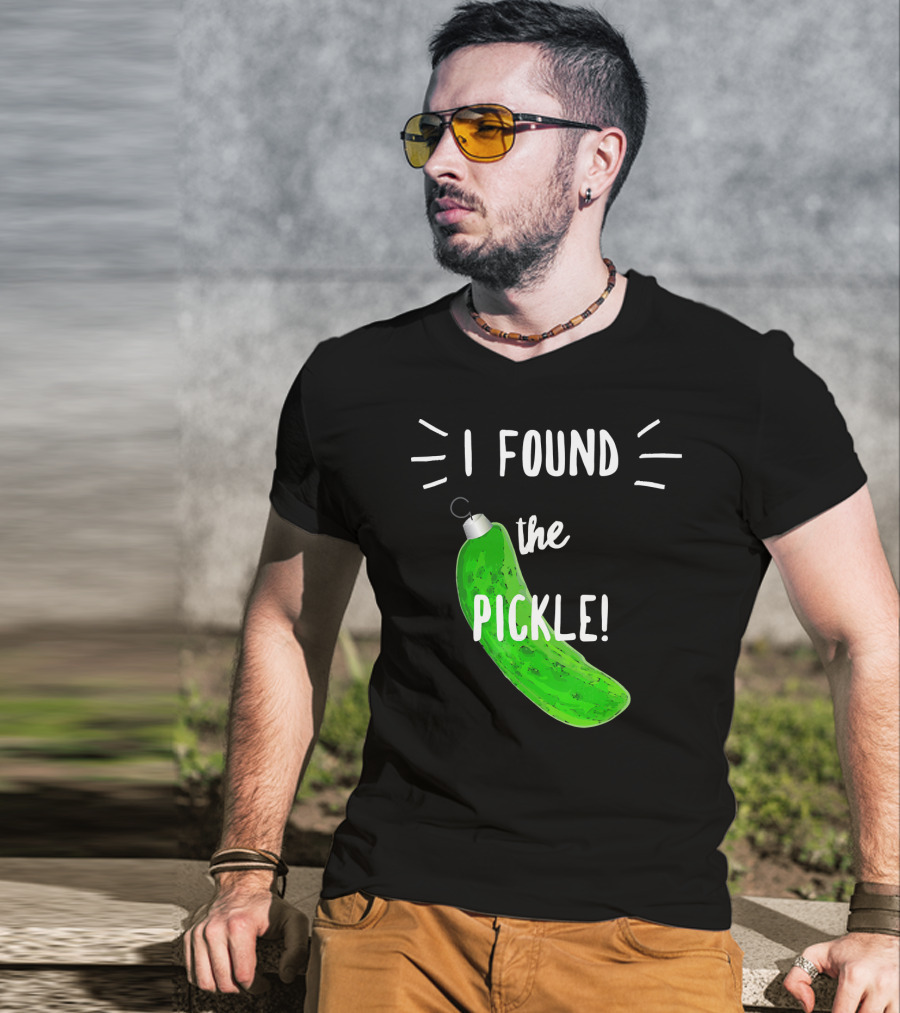 I Found The Pickle German Christmas T-Shirt