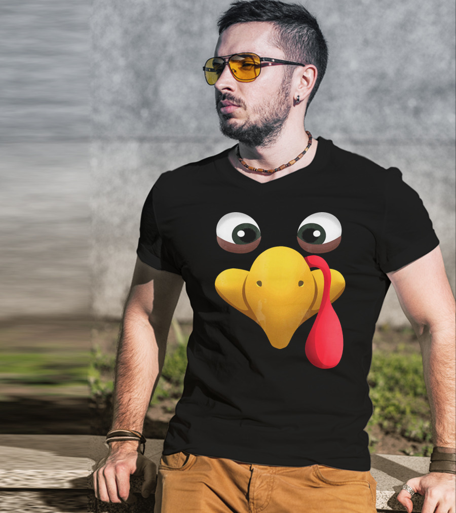 Funny Turkey Face With Realistic Expression T-Shirt