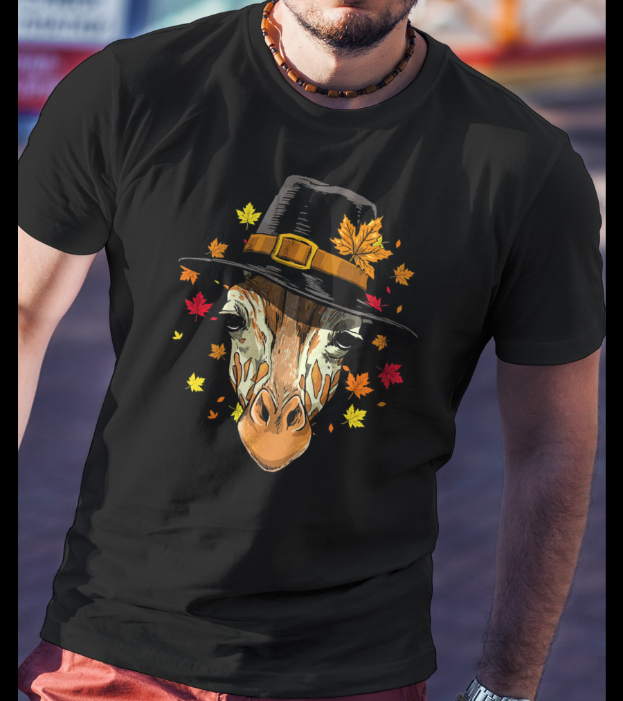 Thanksgiving Pilgrim Giraffe Autumn Leaves T-Shirt
