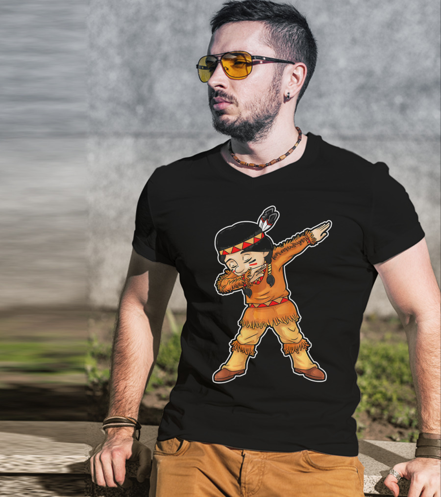 Dabbing Native American Pilgrim In Traditional Attire T-Shirt