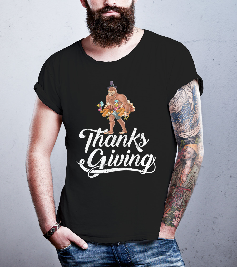 Thanksgiving Bigfoot Holding Turkey With Hat T-Shirt