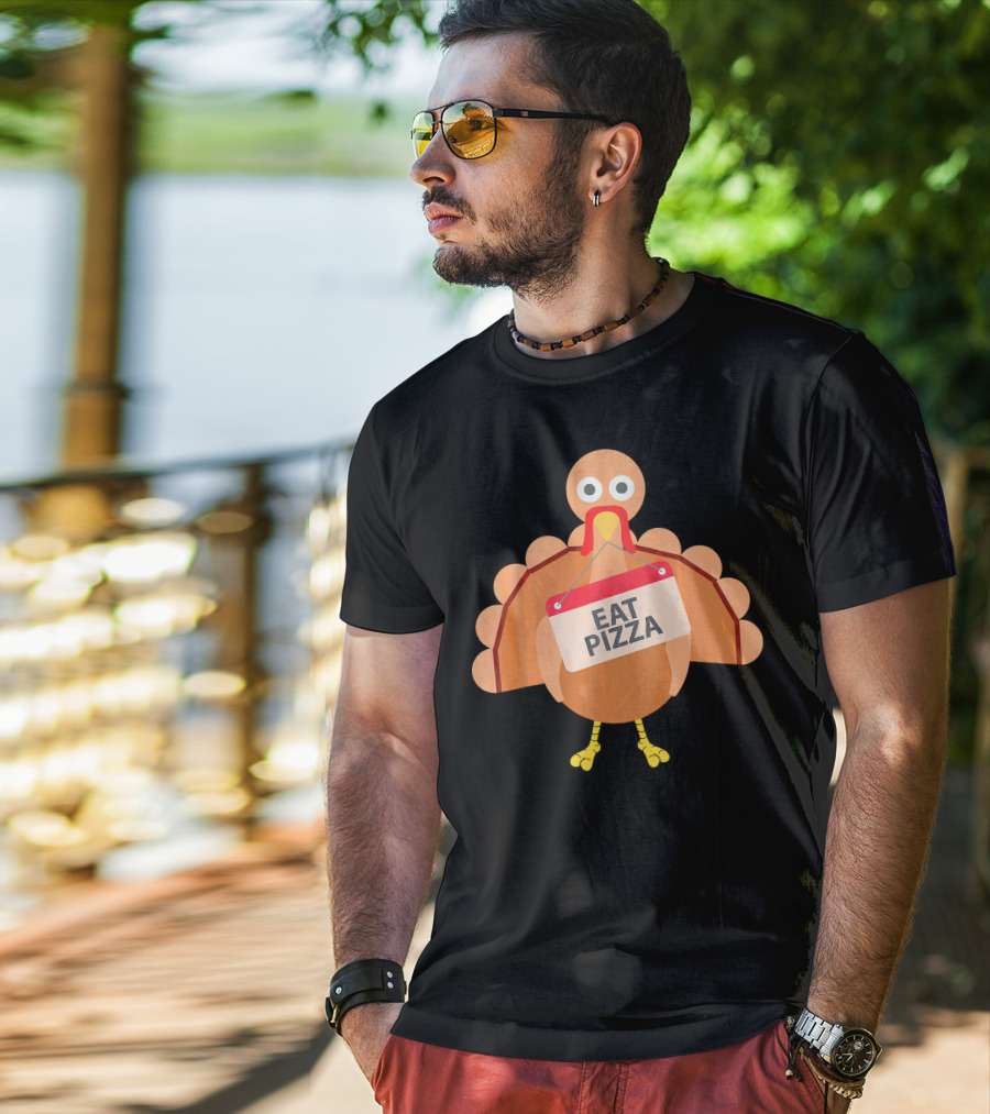 Funny Turkey Eat Pizza Sign Emoji T-Shirt