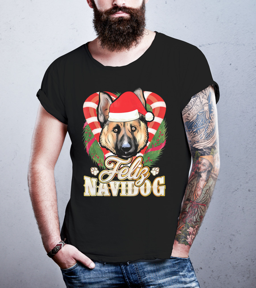 Feliz Navidog German Shepherd Santa Hat Christmas Wreath T-Shirt