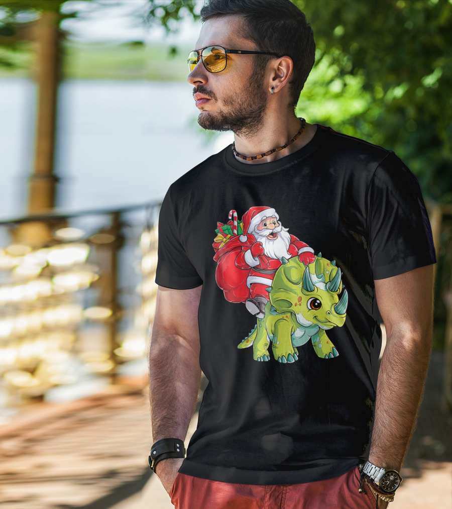 Santa Riding Triceratops Dinosaur Christmas Boys Santa Tric T-Shirt