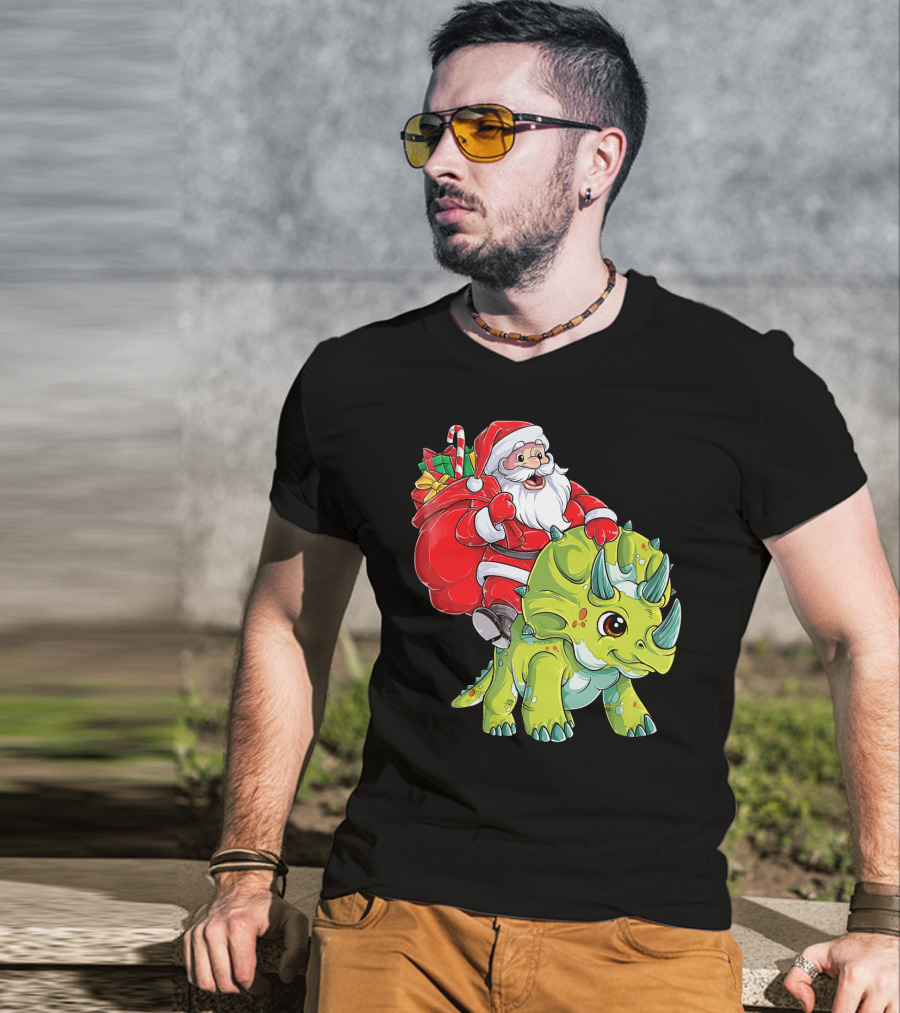 Santa Riding Triceratops Dinosaur Christmas Boys Santa Tric T-Shirt