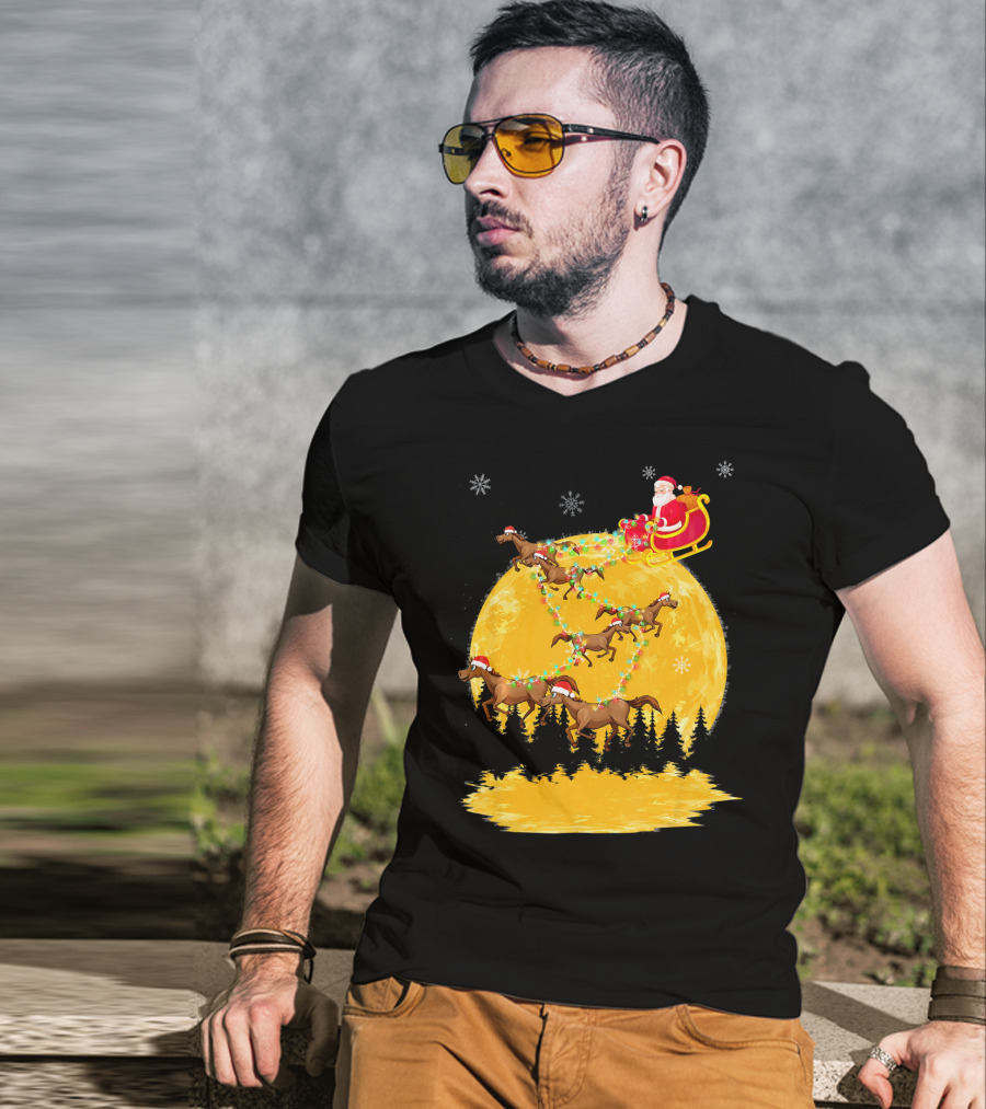 Santa Claus On Sleigh With Horses And Christmas Moon T-Shirt
