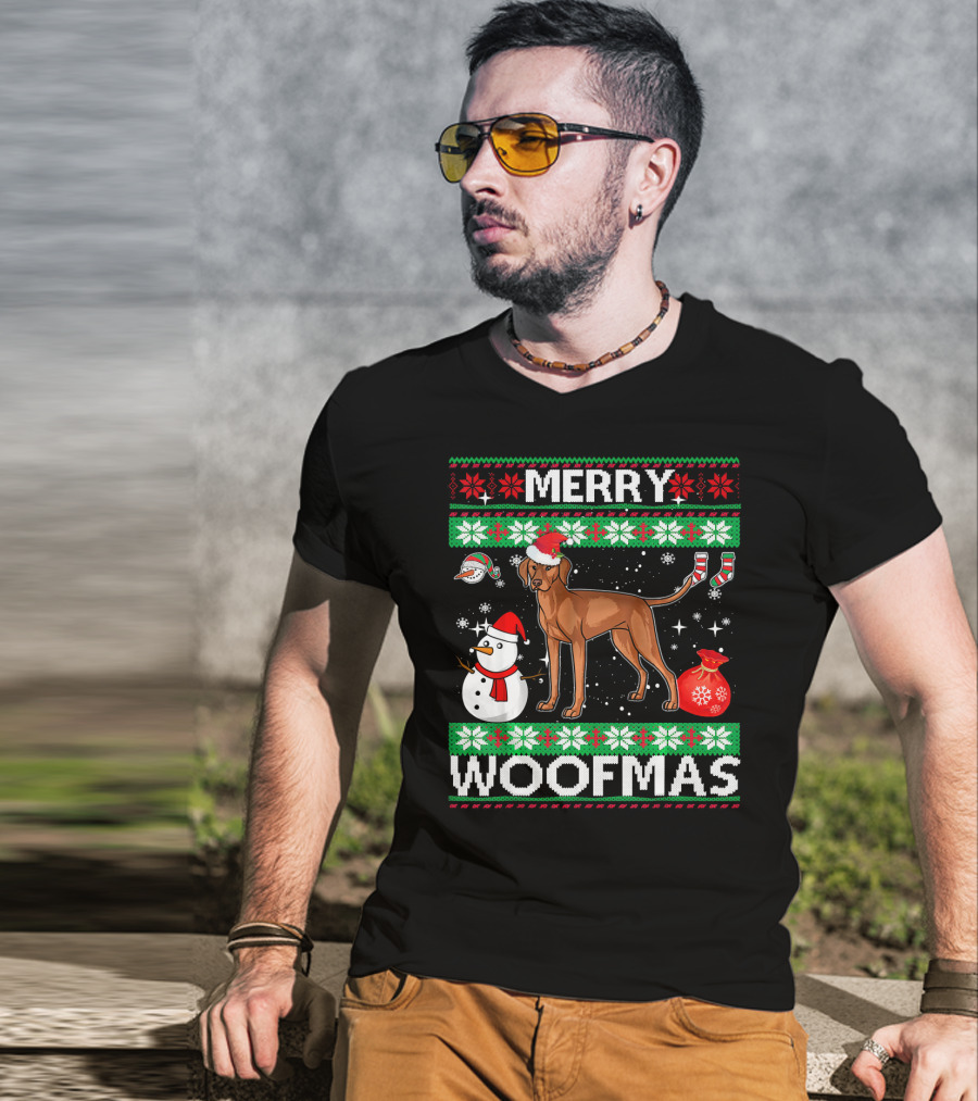 Merry Woofmas Vizsla Dog Festive Snowman Santa Hat T-Shirt