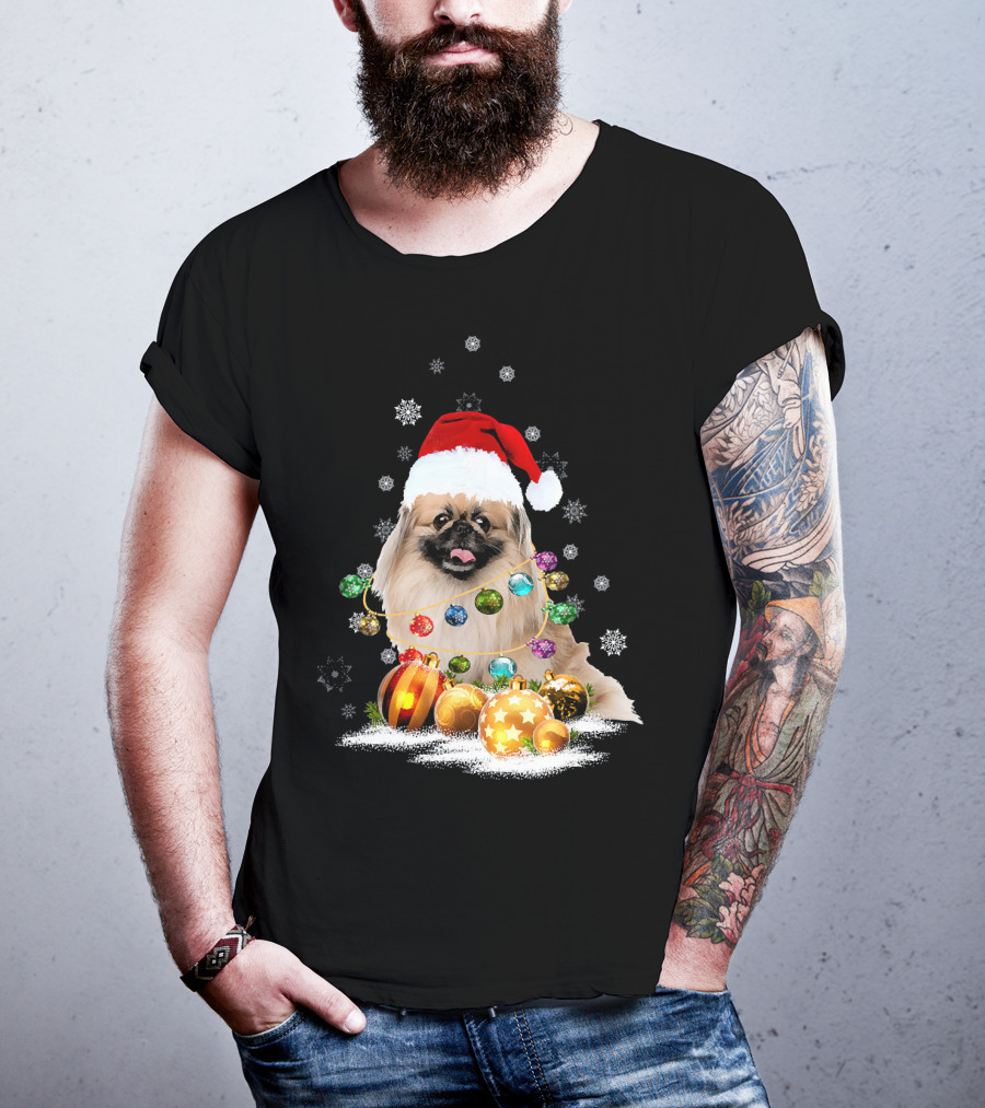Pekingese Christmas Dog Lights With Santa Hat And Snowflakes T-Shirt