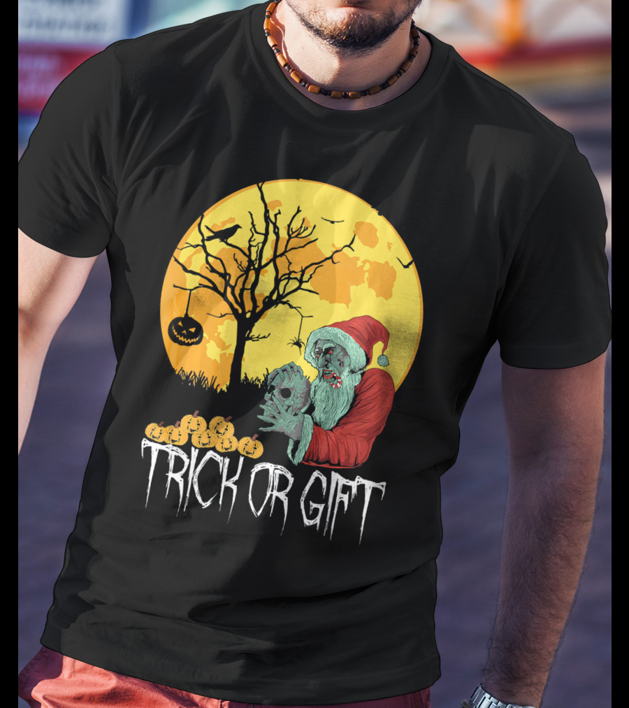 Trick Or Scary Gift Santa Moon Pumpkin Scene T-Shirt