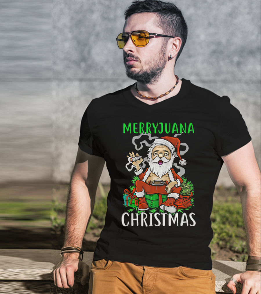 Merryjuana Christmas Santa Claus Smoking Weed T-Shirt
