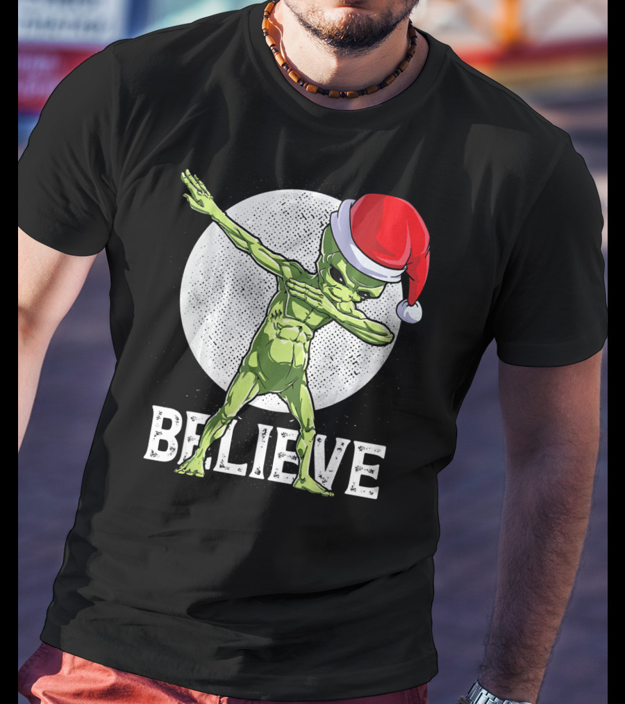 Believe Dabbing Alien Santa Hat Christmas Boys T-Shirt