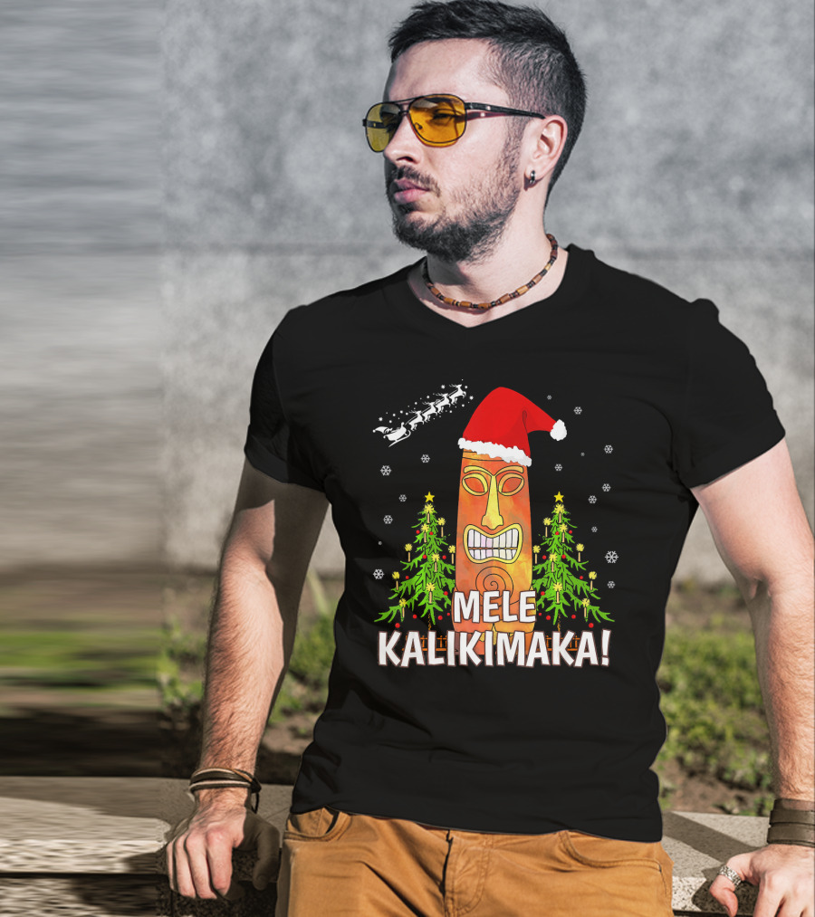 Mele Kalikimaka Santa Hat Tiki Christmas Trees Snowflakes Santa Sleigh T-Shirt