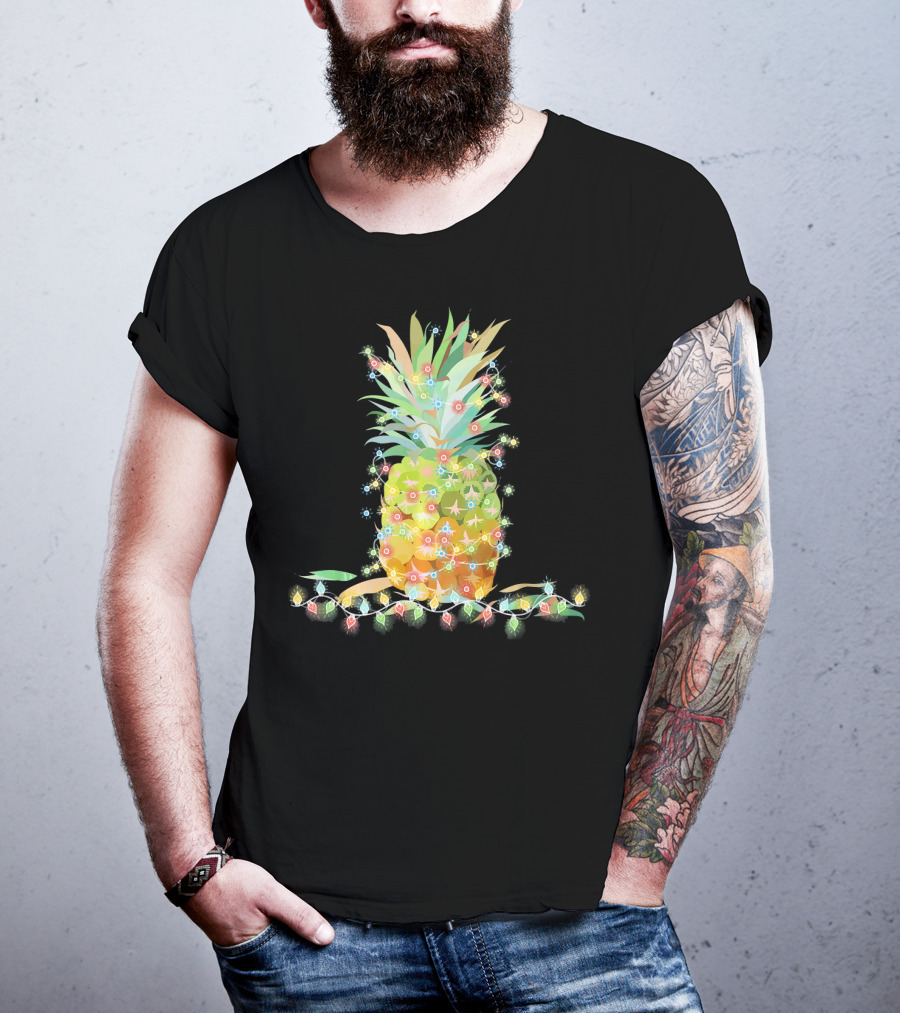 Beach Tropical Christmas Pineapple Lights Holiday Decor T-Shirt