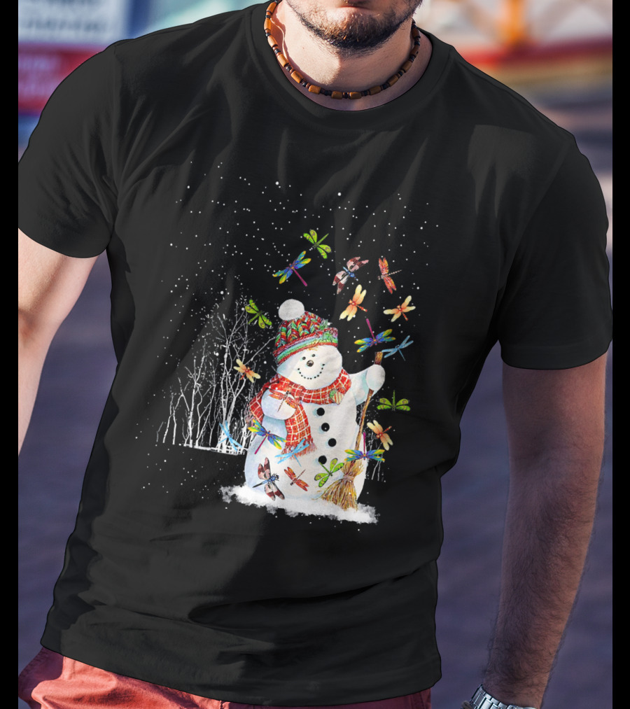 Merry Christmas Dragonfly Snowman In Winter Scene T-Shirt
